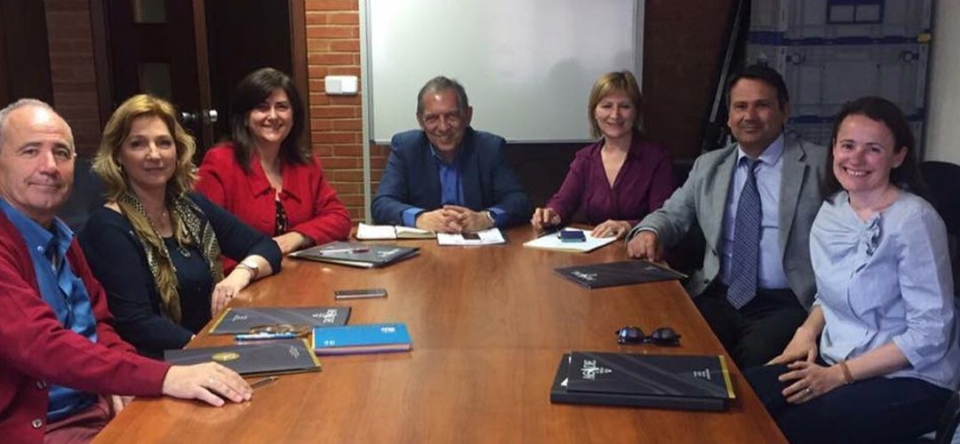 El cierre de los centros infantiles ilegales centró la reunión de ACADE con el secretario autonómico de Educación valenciano