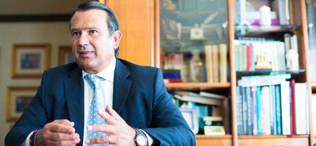 Presidente de ACADE-Valencia sobre la concertada: “Han hecho un abuso del cobro a los padres y se han lucrado con el pago de la Generalitat”. 