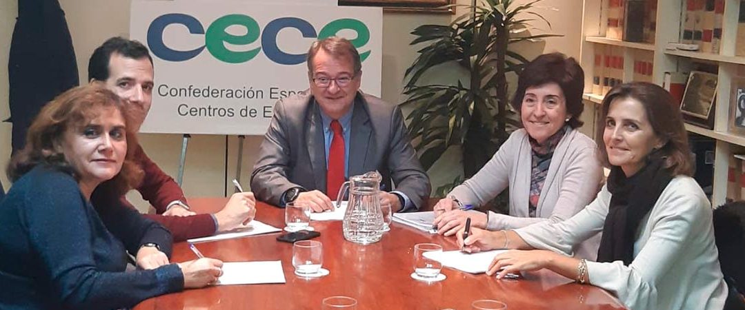 Firmado el convenio colectivo de colegios mayores