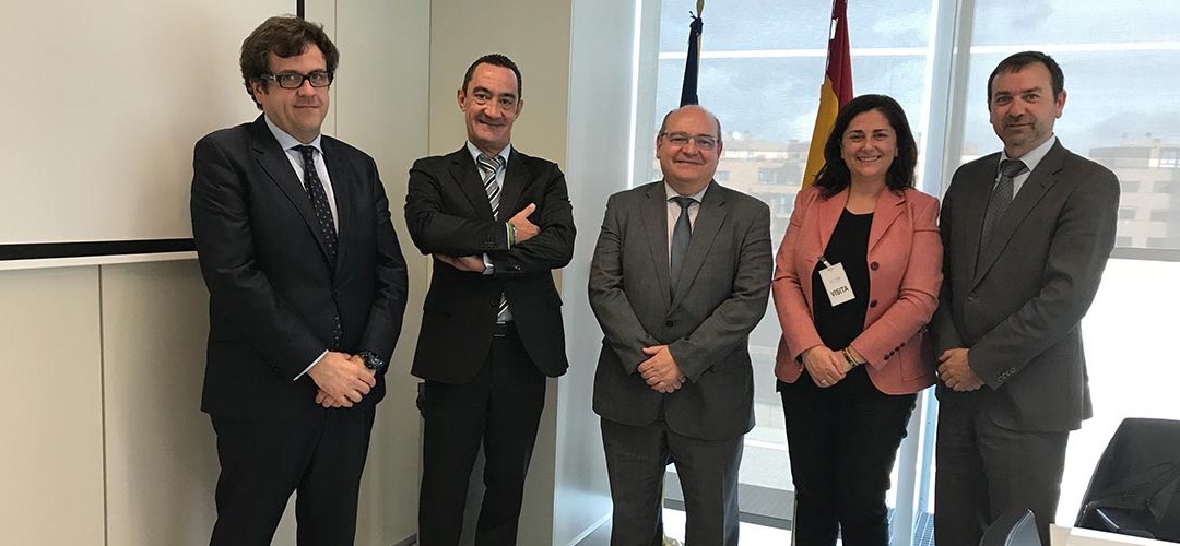 ACADE traslada a Universidad su voluntad de colaborar en la modificación en la LOU
