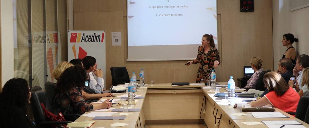 Redes sociales y posicionamiento web en el desayuno de ACEDIM