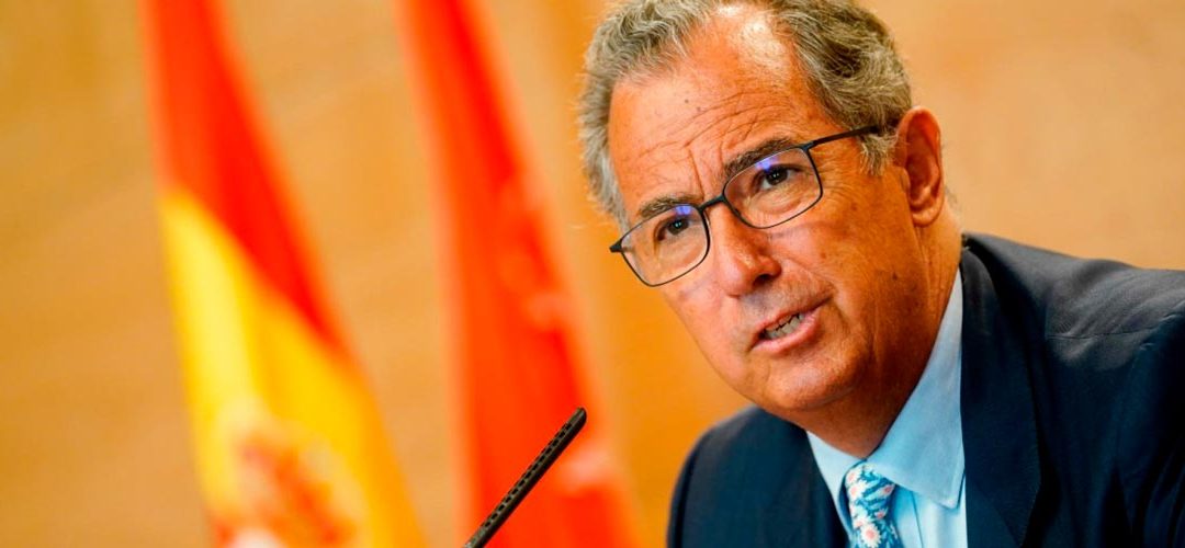 ACADE denuncia la discriminación de los alumnos de los centros privados en las becas de Bachillerato de la Comunidad de Madrid