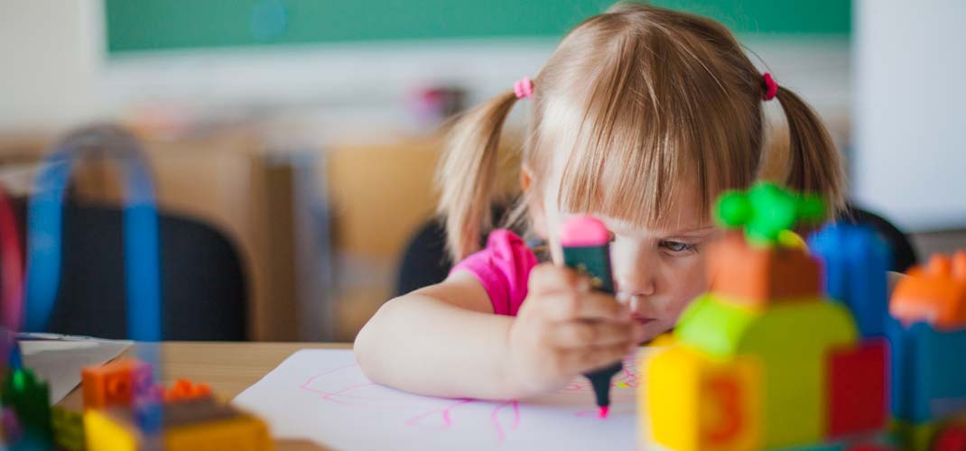 Tras varias solicitudes de ACADE, la Junta de Andalucía comienza a pagar los atrasos a los centros de educación infantil