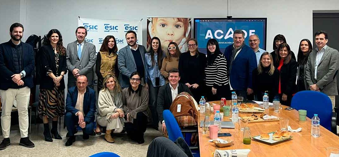 Éxito en el desayuno organizado por ESIC y ACADE: La inteligencia artificial como clave para la captación de nuevos alumnos