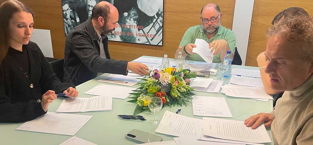 Raúl Bouzón López e Inés Pereiro Martínez ganadores de los Premios Literarios Minerva otorgados por el colegio Peleteiro