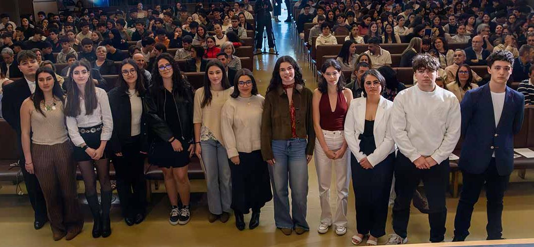 Entrega de los Premios Literarios Minerva del Colegio M. Peleteiro